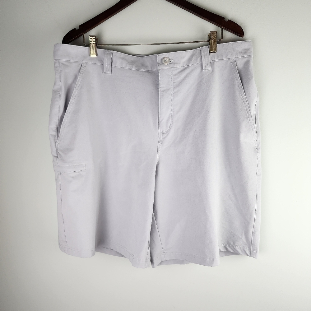 Columbia Mens Performance Fishing Gear Shorts Light Gray Size 40